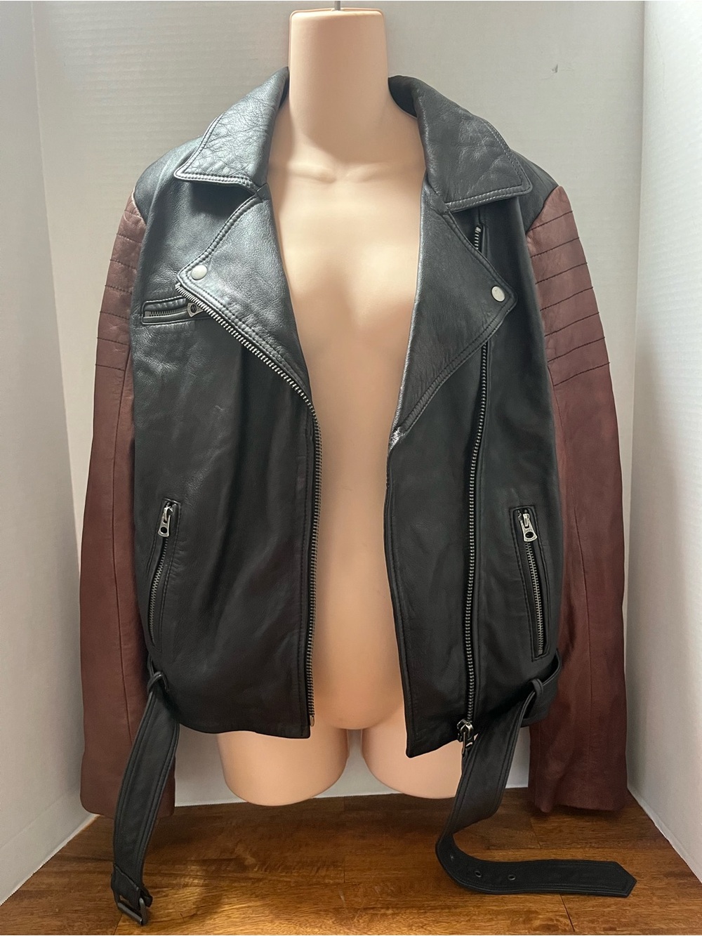 Lucky Brand Jacket/Lucky Brand Core Moto Two Color Soft Lamb Leather-Size Large